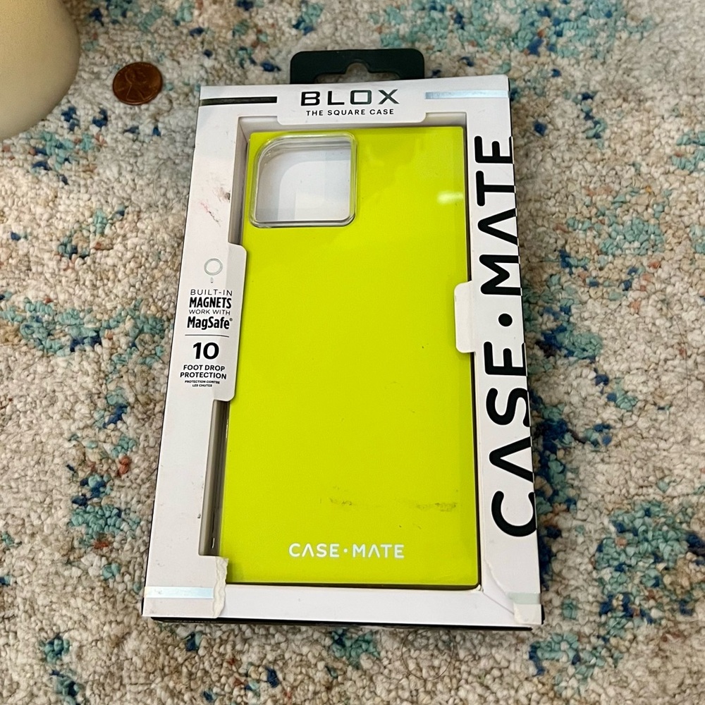 Case-Mate 🎾 NEW Blox Neon Yellow Green Square IPhone 13 Case